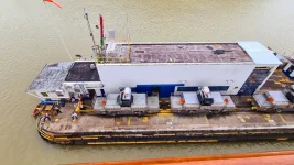 20251212_221614.webp 20251212_221614.webp