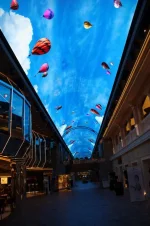 ah-galleria con mongolfiere.webp