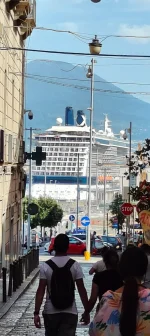 Celebrity Reflection a napoli  25ago22 .jpeg