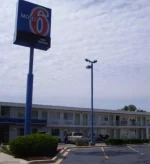 Motel 6 joliet. 2 JPG.webp