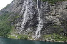 1750320102239.webp