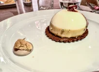 IMG_E8836.webp IMG_E8836.webp